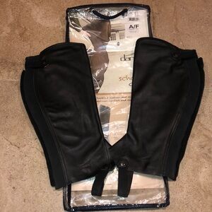 DANSKO SCHOOLING CHAPS BLACK AVERAGE AF LEATHER AND MICROFIBER CALF